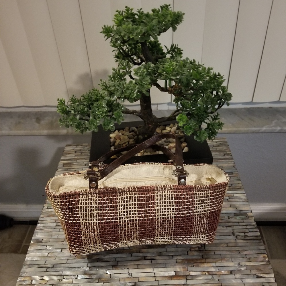 Purse - Picture 2 of 2